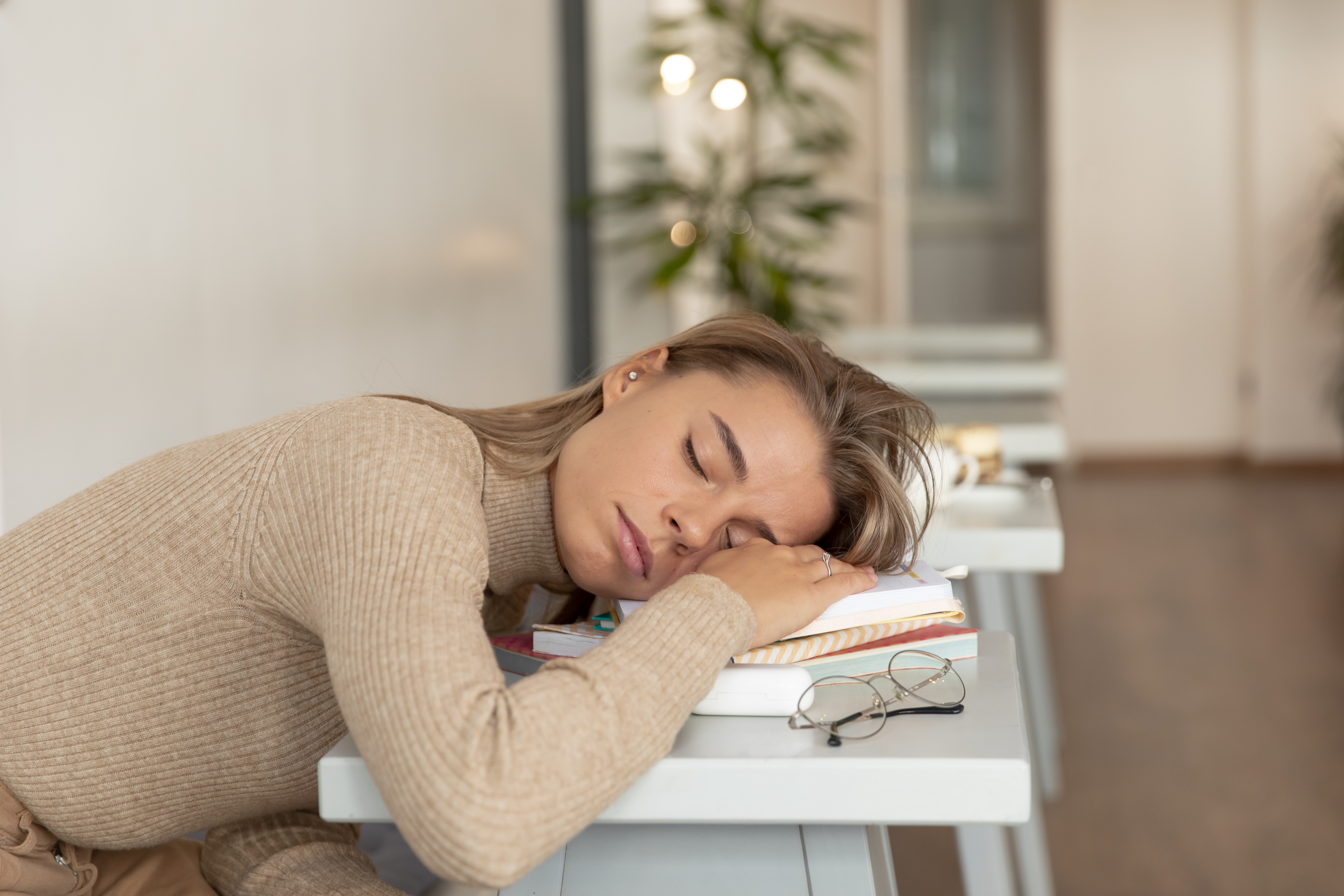 Pourquoi les femmes ont besoin de plus dormir que les hommes ?