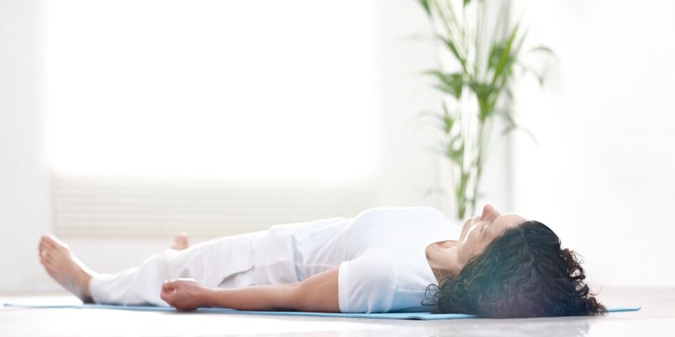 Tu veux calmer ton mental avant de dormir ? Fais ça.