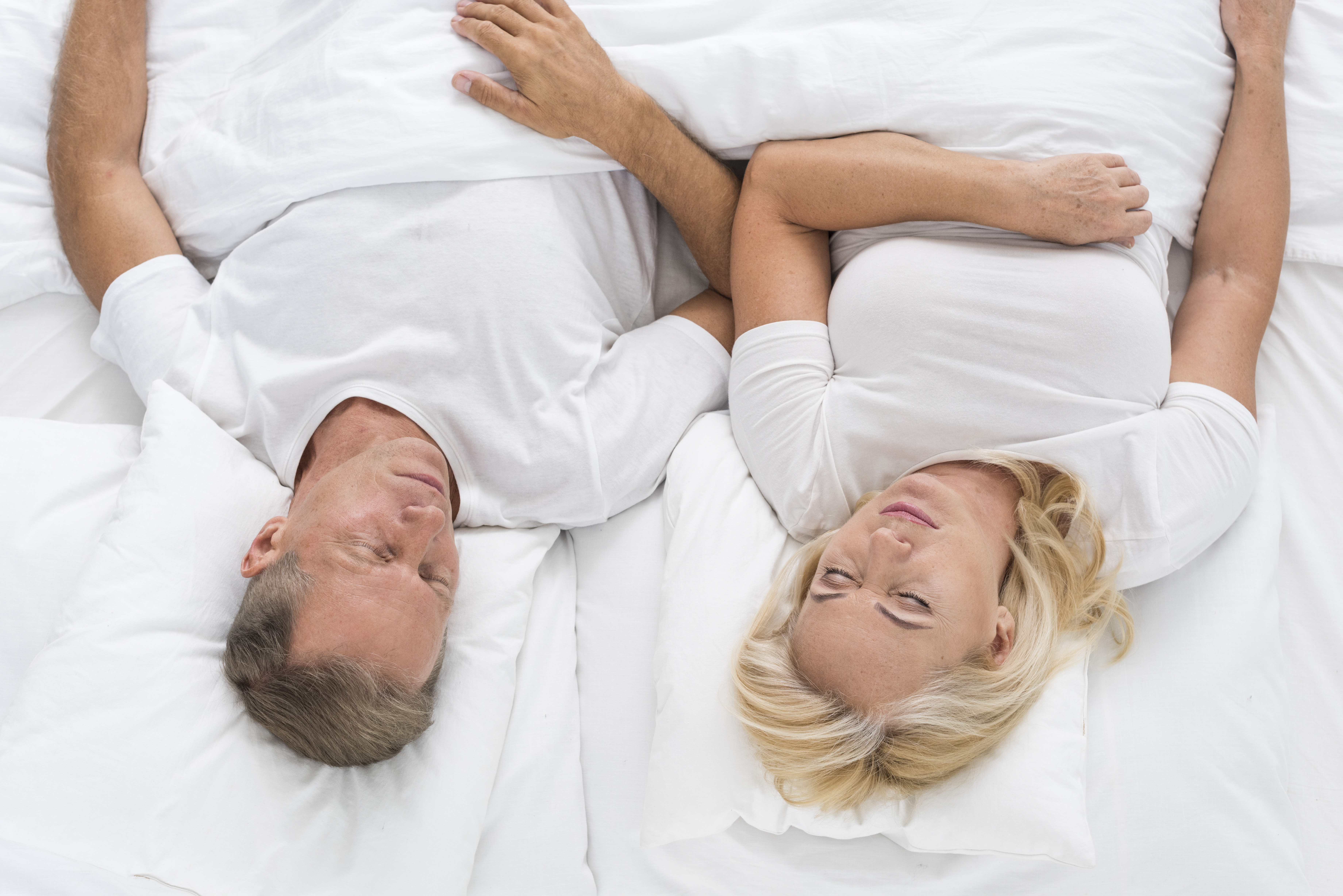 Pourquoi le sommeil des femmes n’est pas “comme les autres” ?